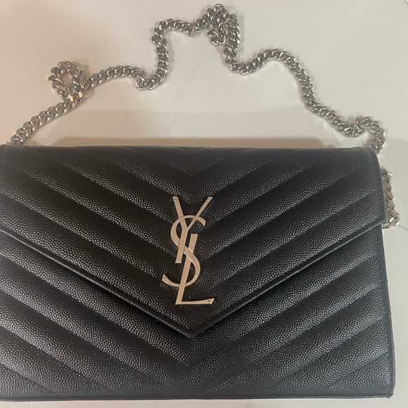 COPY - Saint Laurent Monogramme  Large grain De Poudre  purse with chain - Picture 2 of 7